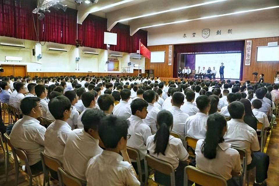 最新教育资讯新闻报道视频：权威渠道、制作技巧全解析，助你轻松获取靠谱教育信息