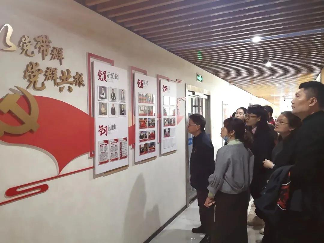 教育讯息传递：高效沟通技巧与创新方法，让学习更轻松快乐